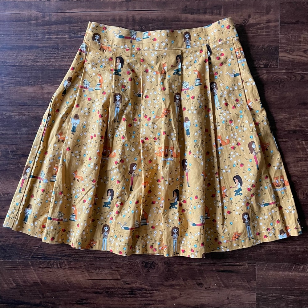 BEEBOP & WALLY Yellow Foxy Pleated Skirt- Womens xs